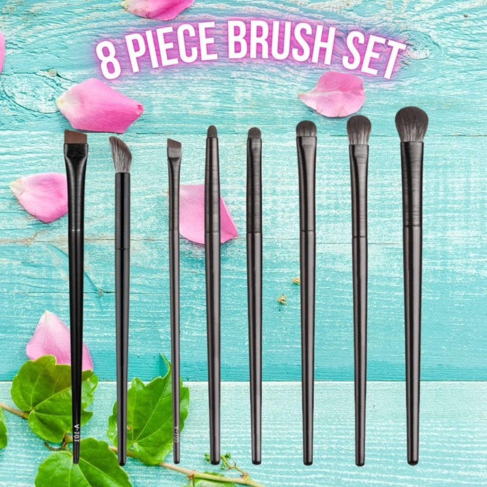 BRAND NEW 8 Piece Makeup Brush Set - Eye Set